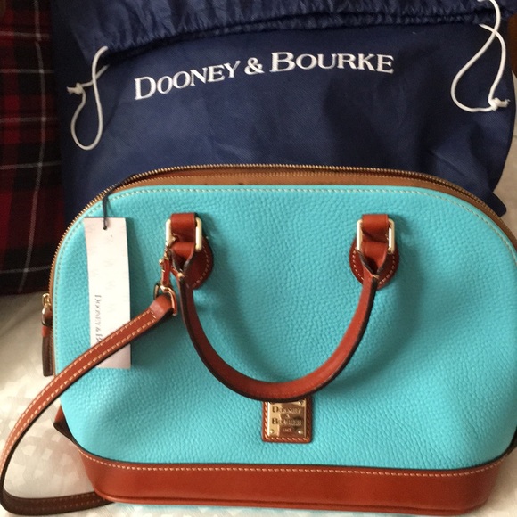 Dooney & Bourke Handbags - NWT Dooney & Bourke Leather handbag
